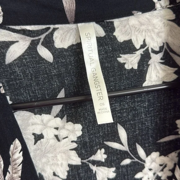 Spiritual Gangster Maya Floral Kimono - Picture 3 of 10